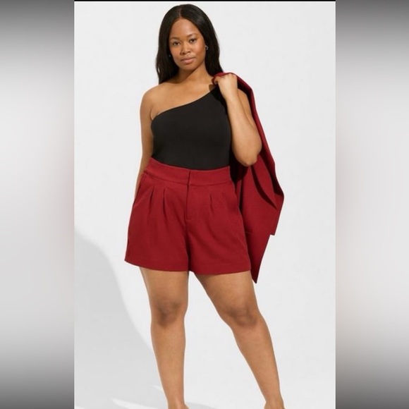 Wide Leg Studio Pique Short 16 - Picture 1 of 4